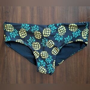 Fused Hawaii Cheeky Hipster Black Pineapple Patterned Runched Bikini Bottom